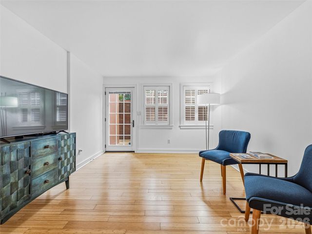 37 Hiawassee Street E103, Asheville, NC 28801