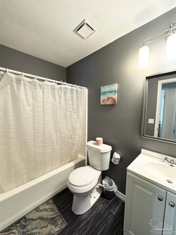 854 Amberway Dr, Pensacola, FL 32506