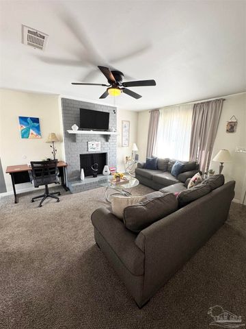 854 Amberway Dr, Pensacola, FL 32506