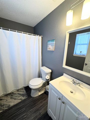 854 Amberway Dr, Pensacola, FL 32506