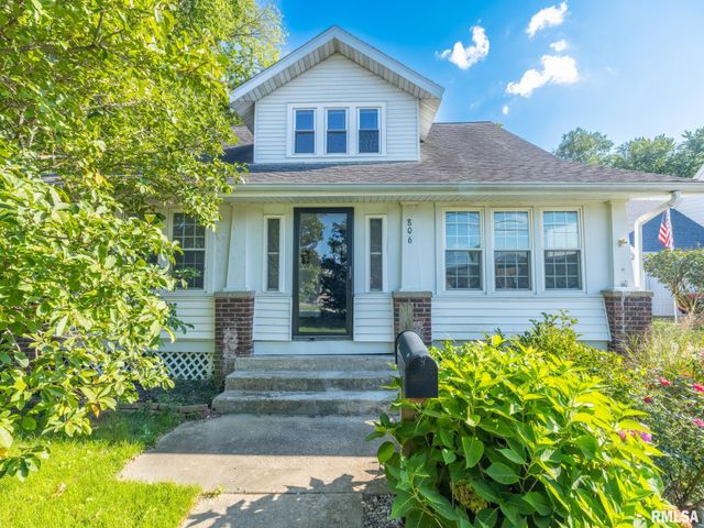 806 PEORIA Street, Washington, IL 61571