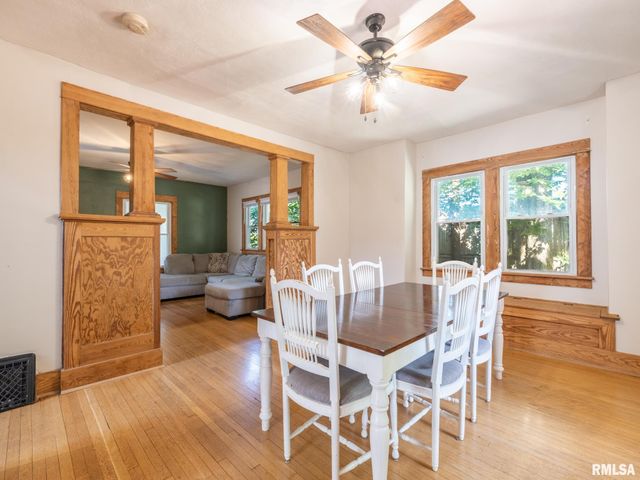 806 PEORIA Street, Washington, IL 61571
