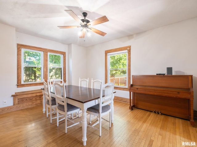 806 PEORIA Street, Washington, IL 61571