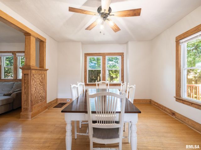806 PEORIA Street, Washington, IL 61571