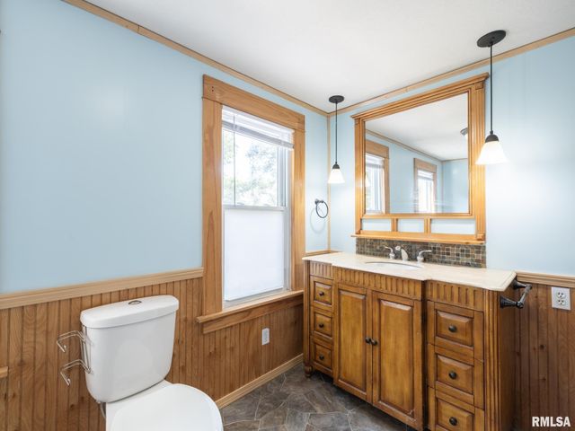 806 PEORIA Street, Washington, IL 61571