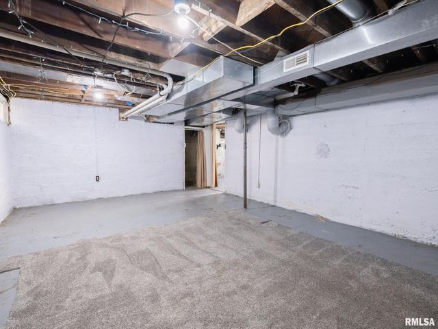 806 PEORIA Street, Washington, IL 61571