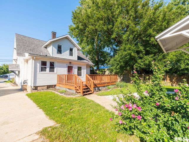 806 PEORIA Street, Washington, IL 61571