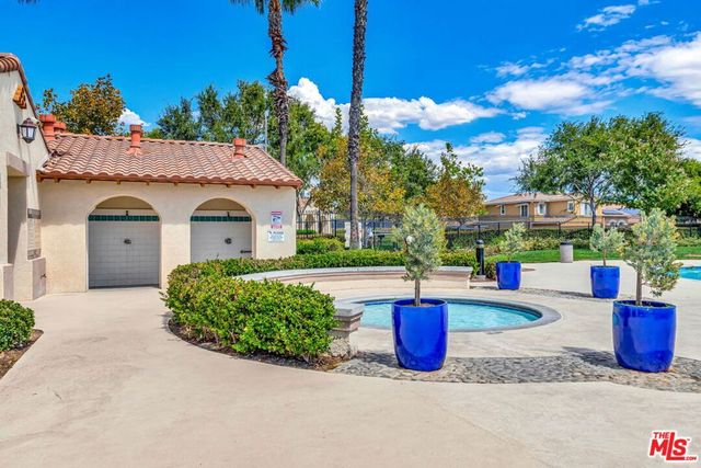 3896 Manquelo Court, Perris, CA 92571