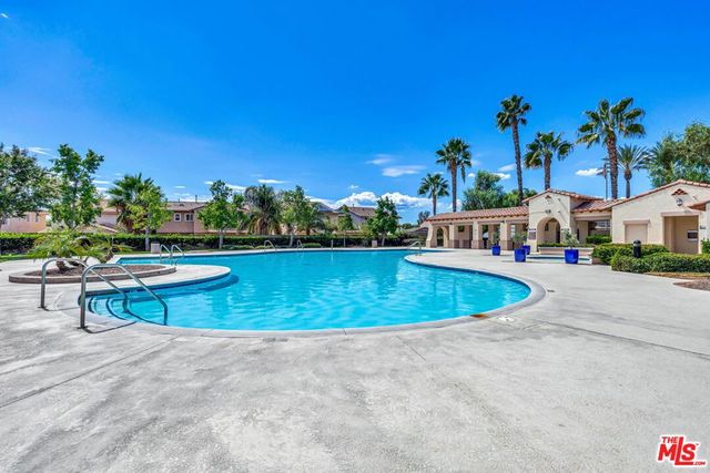 3896 Manquelo Court, Perris, CA 92571