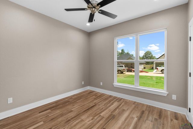 135 Hillcrest, Gladewater, TX 75647