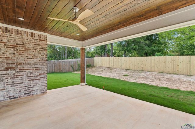 135 Hillcrest, Gladewater, TX 75647