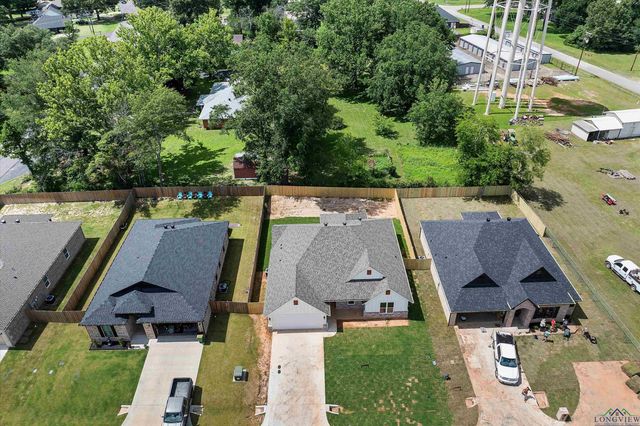 135 Hillcrest, Gladewater, TX 75647