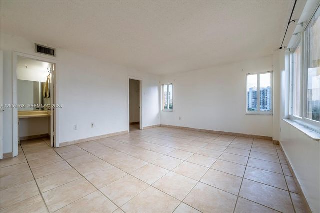 200 178th Dr 711, Sunny Isles Beach, FL 33160