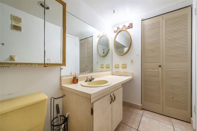 200 178th Dr 711, Sunny Isles Beach, FL 33160