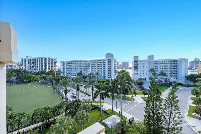 200 178th Dr 711, Sunny Isles Beach, FL 33160