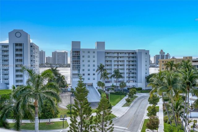 200 178th Dr 711, Sunny Isles Beach, FL 33160
