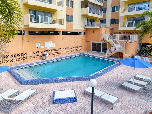 200 178th Dr 711, Sunny Isles Beach, FL 33160