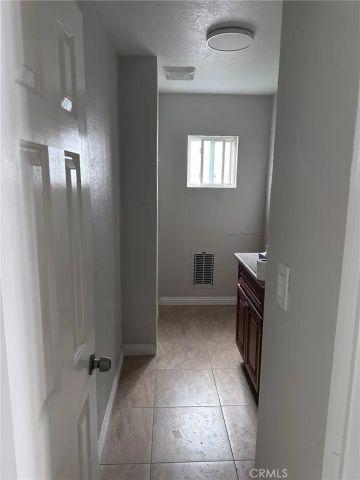 726 S Halladay Street, Santa Ana, CA 92701