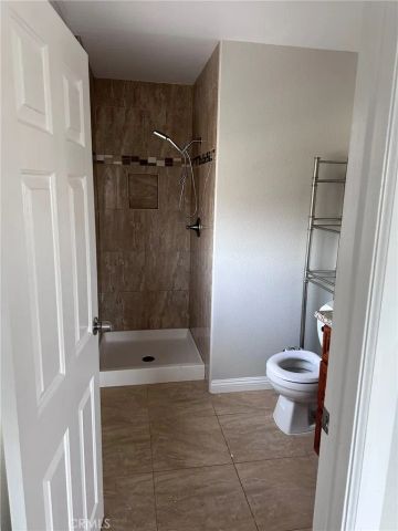 726 S Halladay Street, Santa Ana, CA 92701