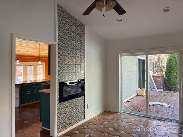 28 Wake Street, Waynesville, NC 28786