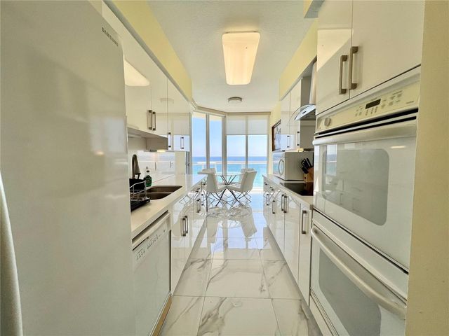 6001 N Ocean Drive 706, Hollywood, FL 33019