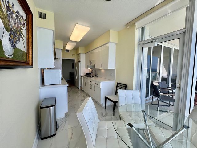 6001 N Ocean Drive 706, Hollywood, FL 33019