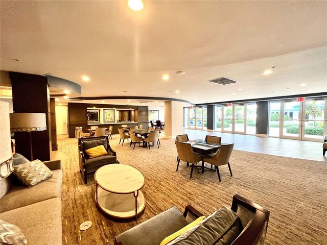 6001 N Ocean Drive 706, Hollywood, FL 33019