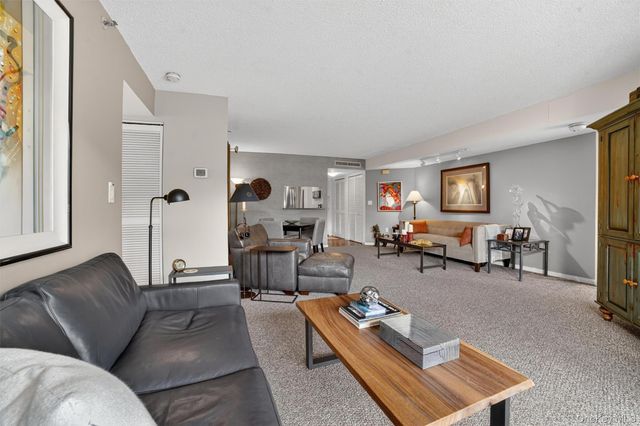 10 Stewart Place 3FE, White Plains, NY 10603