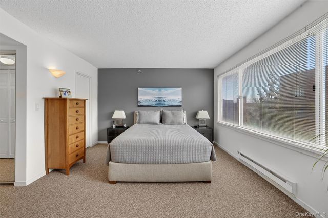 10 Stewart Place 3FE, White Plains, NY 10603