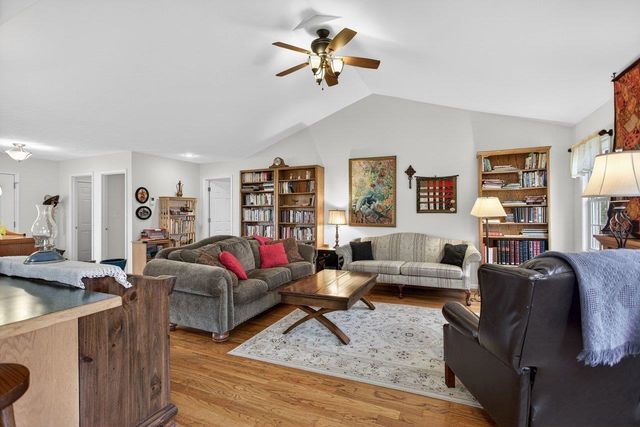 3844 STUARTS DRAFT HWY, Waynesboro, VA 22980