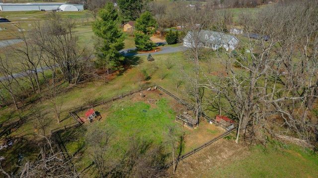 3844 STUARTS DRAFT HWY, Waynesboro, VA 22980