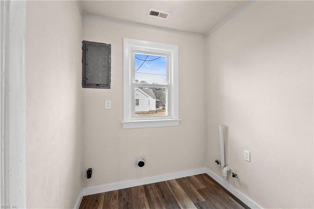 7923 Moose AVE, Norfolk, VA 23518