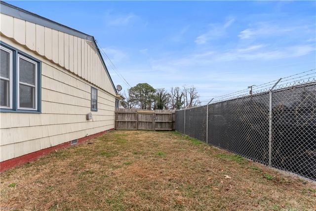 7923 Moose AVE, Norfolk, VA 23518