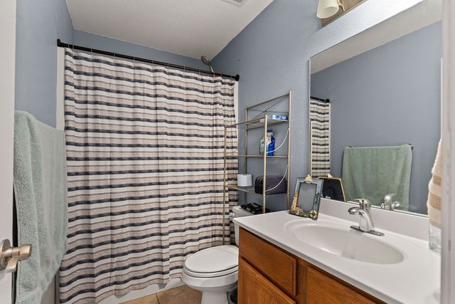 851 Honeysuckle Drive, Centerton, AR 72719