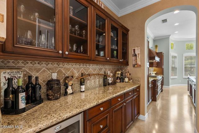 27003 Cliffie Way, Canyon Country, CA 91387