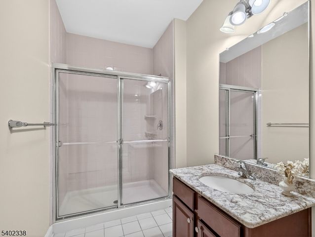 83 Brownstone Rd, Clifton City, NJ 07013