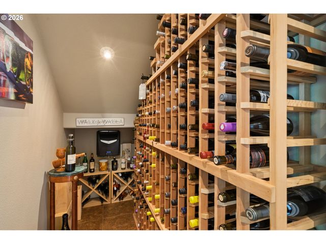 9830 Nw WAYNE Ln, Portland, OR 97229