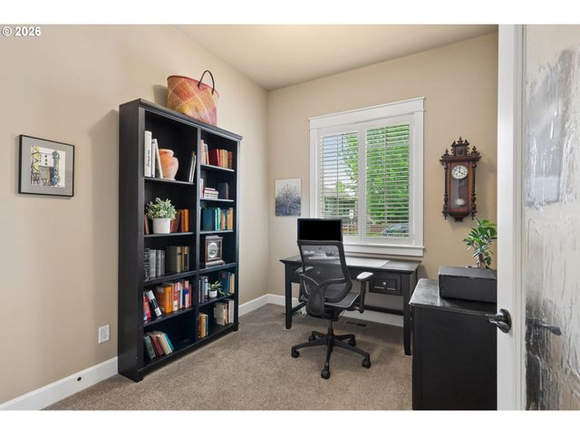 9830 Nw WAYNE Ln, Portland, OR 97229