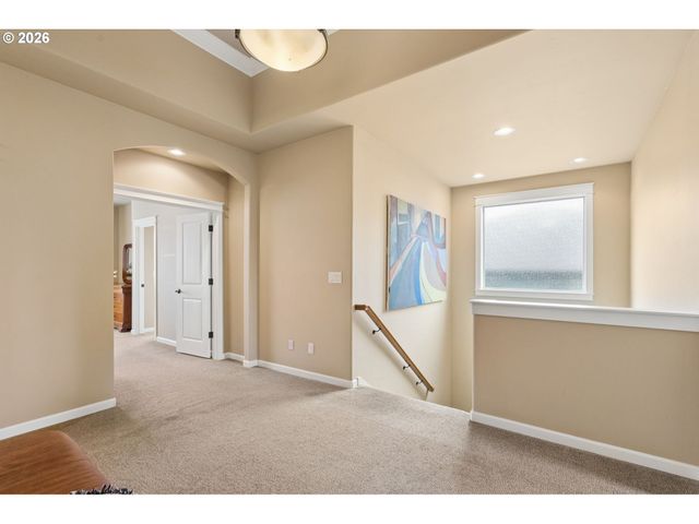 9830 Nw WAYNE Ln, Portland, OR 97229