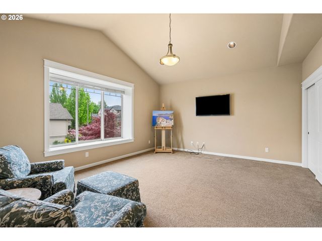 9830 Nw WAYNE Ln, Portland, OR 97229