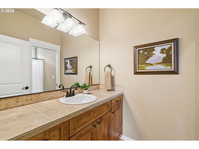 9830 Nw WAYNE Ln, Portland, OR 97229