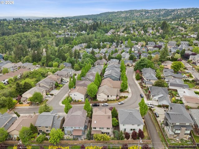 9830 Nw WAYNE Ln, Portland, OR 97229