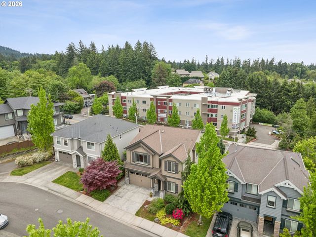 9830 Nw WAYNE Ln, Portland, OR 97229