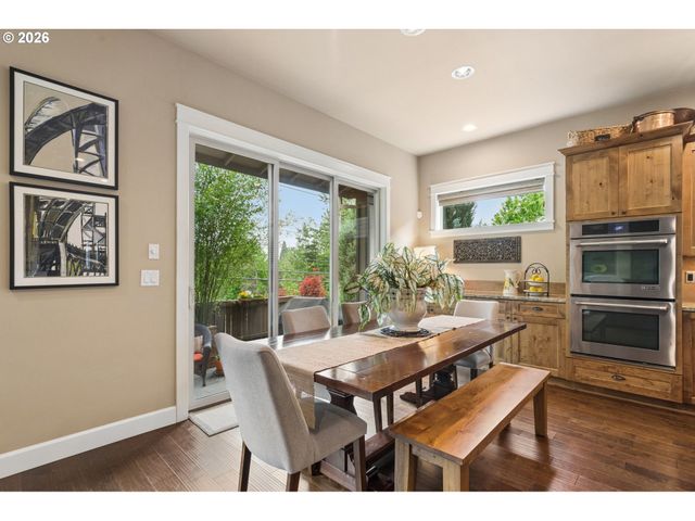 9830 Nw WAYNE Ln, Portland, OR 97229