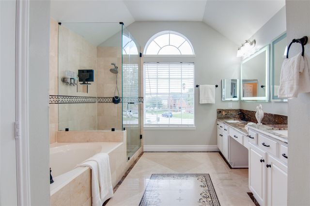 230 Walnut Cove Lane, Pearland, TX 77584