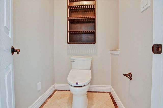 230 Walnut Cove Lane, Pearland, TX 77584