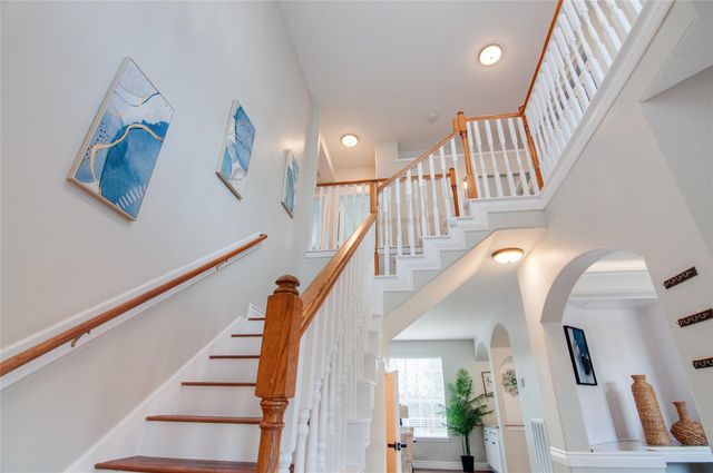 230 Walnut Cove Lane, Pearland, TX 77584