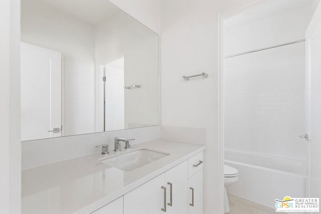 35923 Hinksey Street, Palm Desert, CA 92211