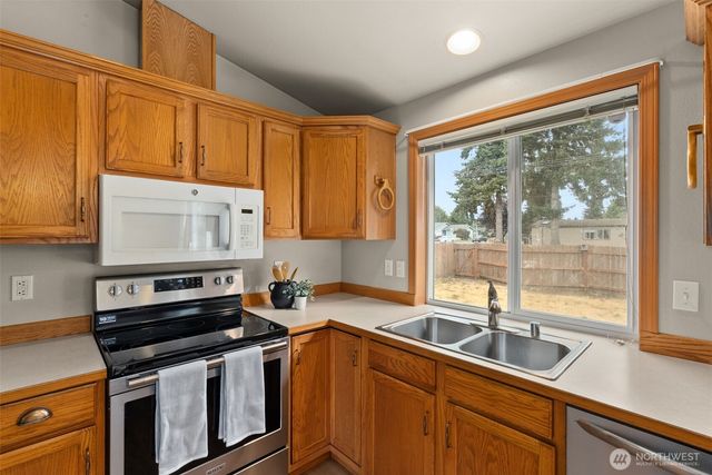 1108 Cobra Lane, Centralia, WA 98531