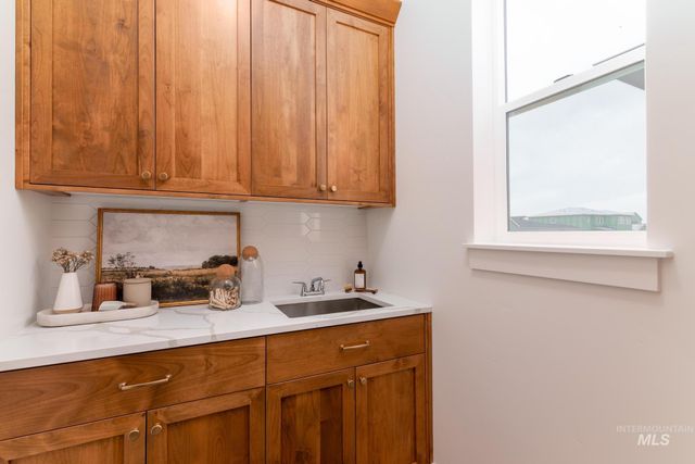 14894 Boatwatch Dr, Caldwell, ID 83607